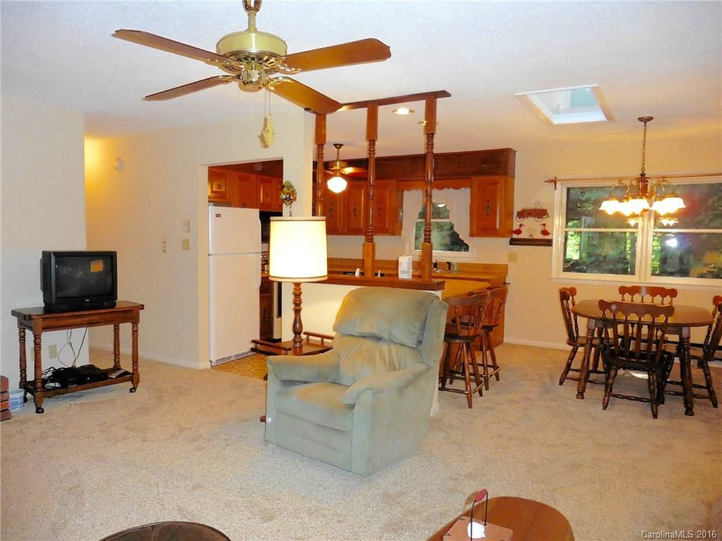 312 Azalea Drive - Photo 8
