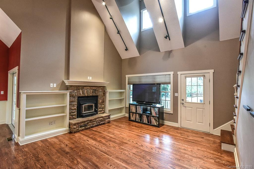 130 Merchant Street - Photo 5