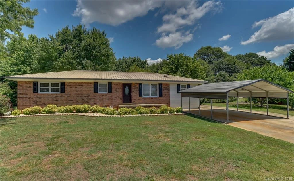 130 Lakewood Drive