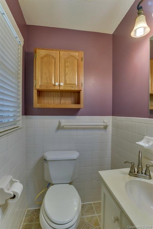 130 Lakewood Drive - Photo 16