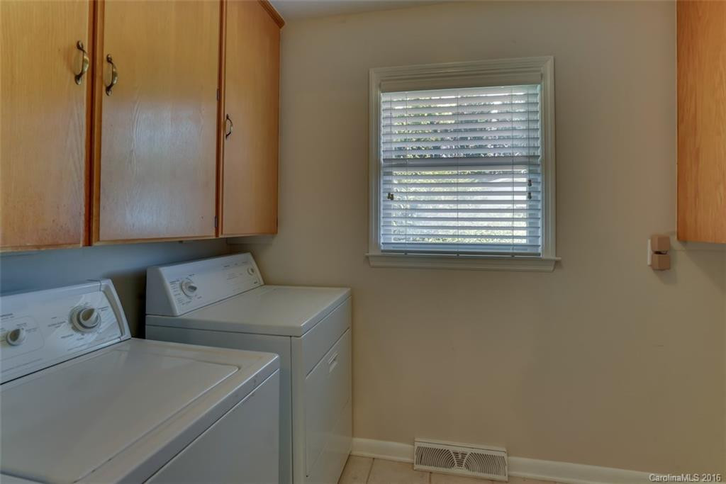 130 Lakewood Drive - Photo 17