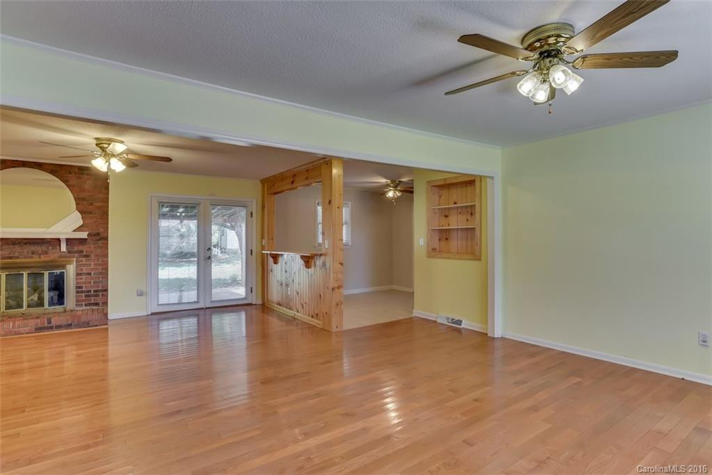 130 Lakewood Drive - Photo 5