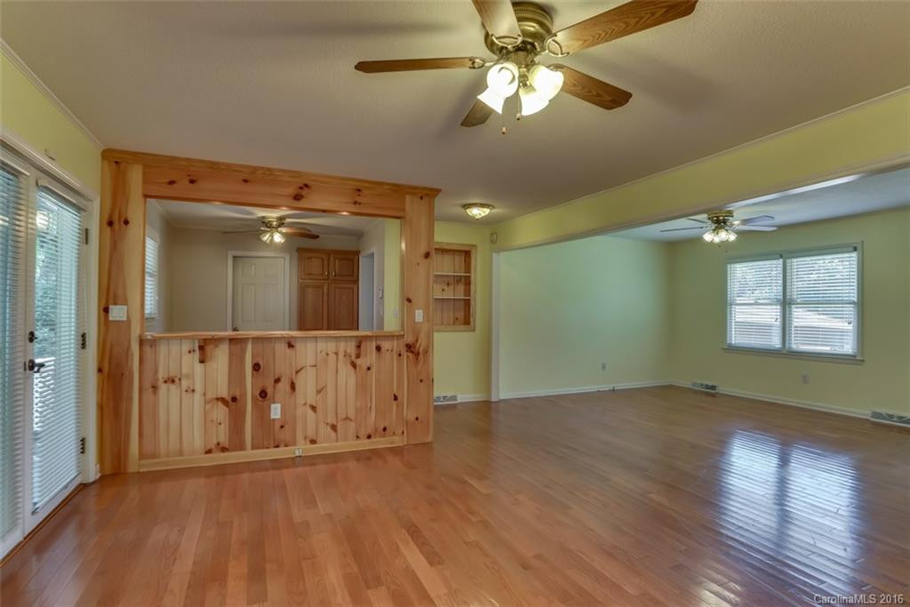 130 Lakewood Drive - Photo 6