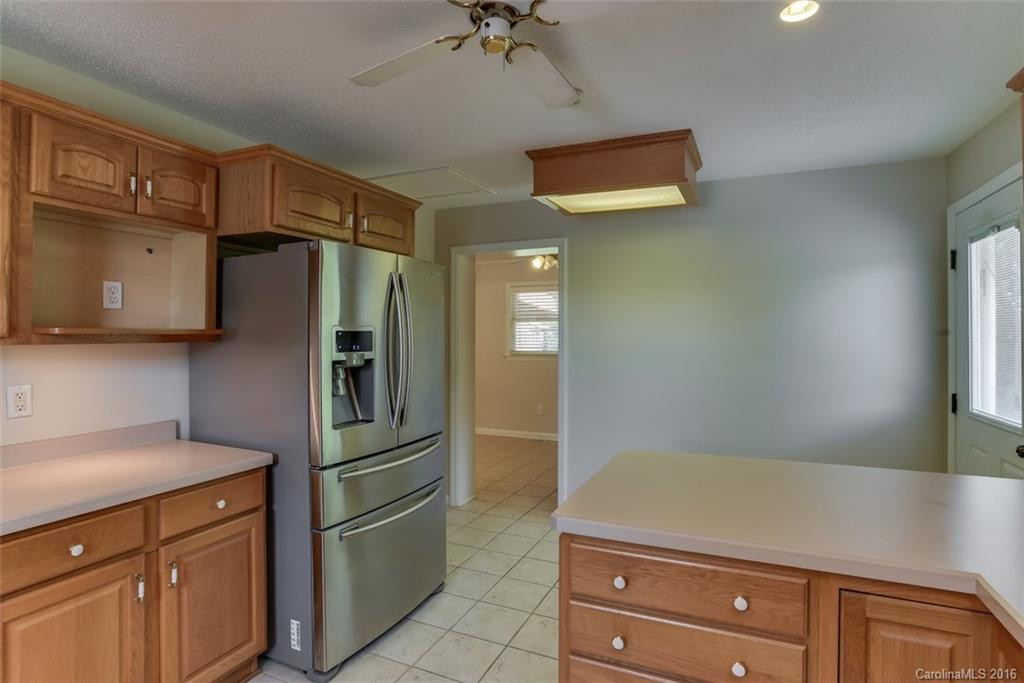 130 Lakewood Drive - Photo 10