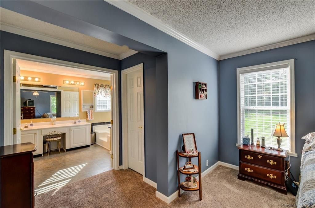 34 Homeway Drive - Photo 16
