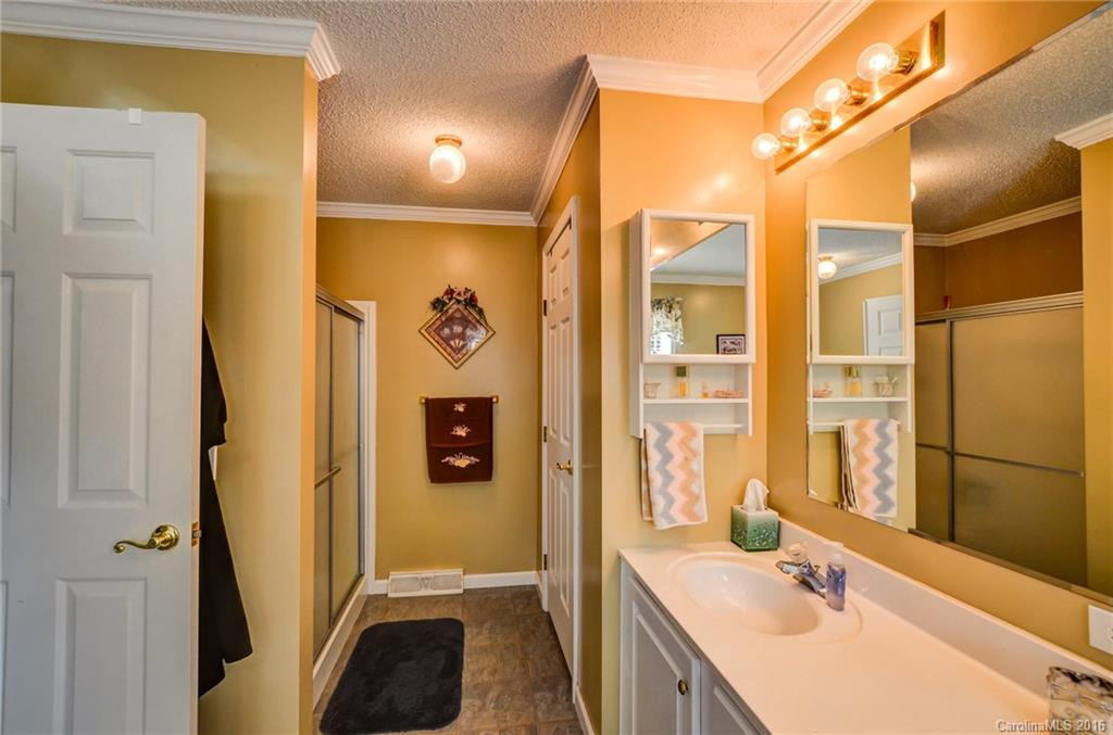 34 Homeway Drive - Photo 17