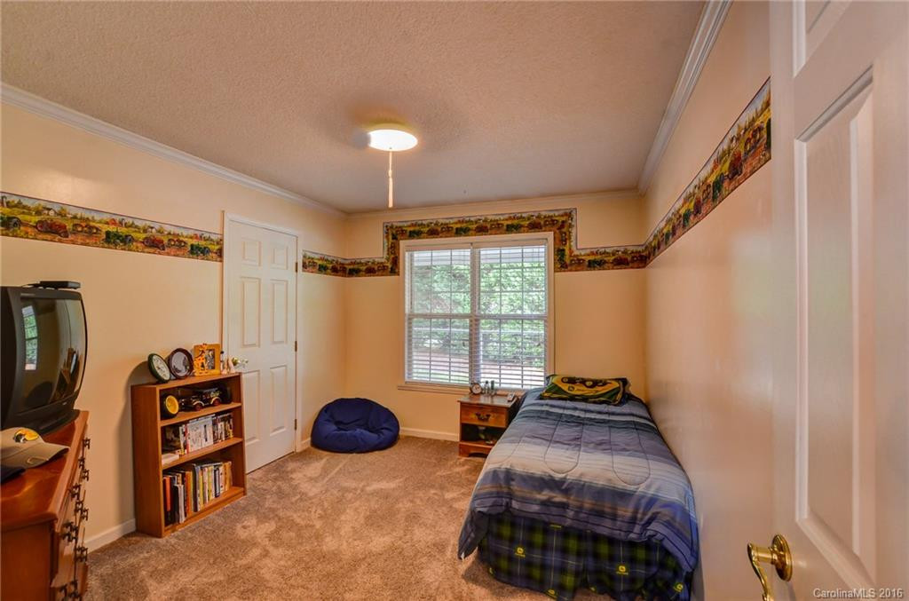 34 Homeway Drive - Photo 19
