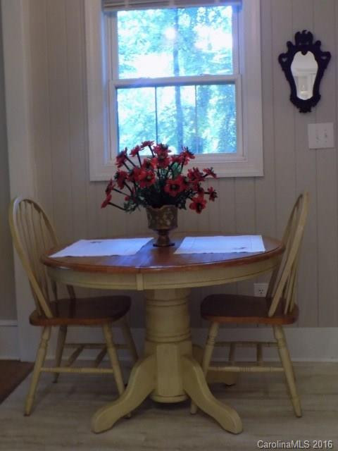 230 Fernwood Drive - Photo 3