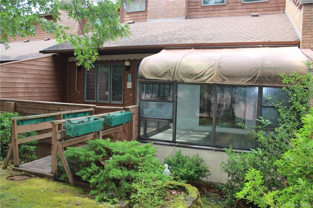 506 Woodfield Drive #506