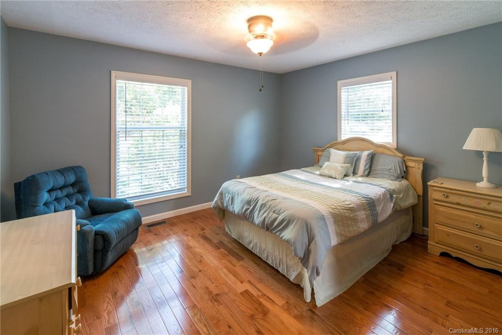 111 Brierbrook Road - Photo 10