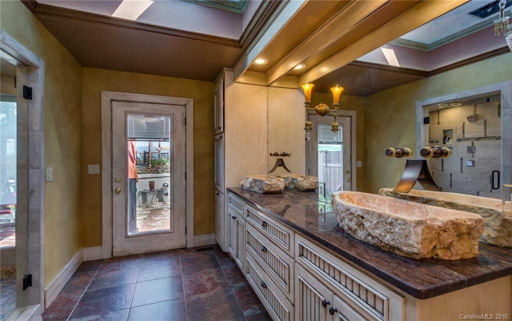 1192 Hugh Champion Road - Photo 10
