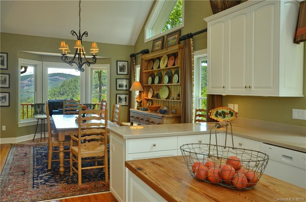 688 Rochester Drive - Photo 14