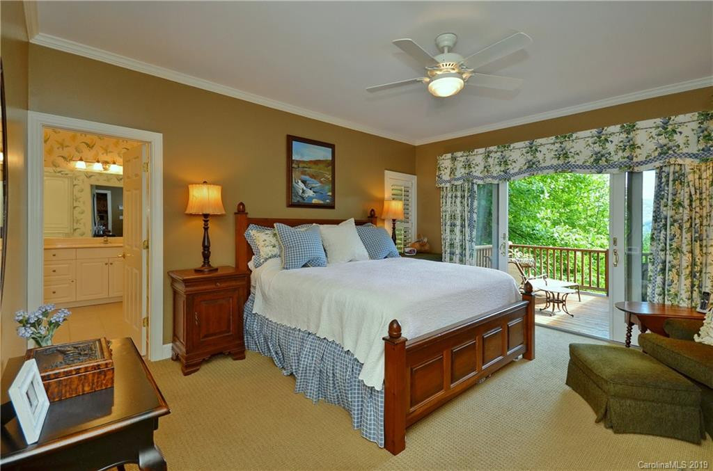 688 Rochester Drive - Photo 16