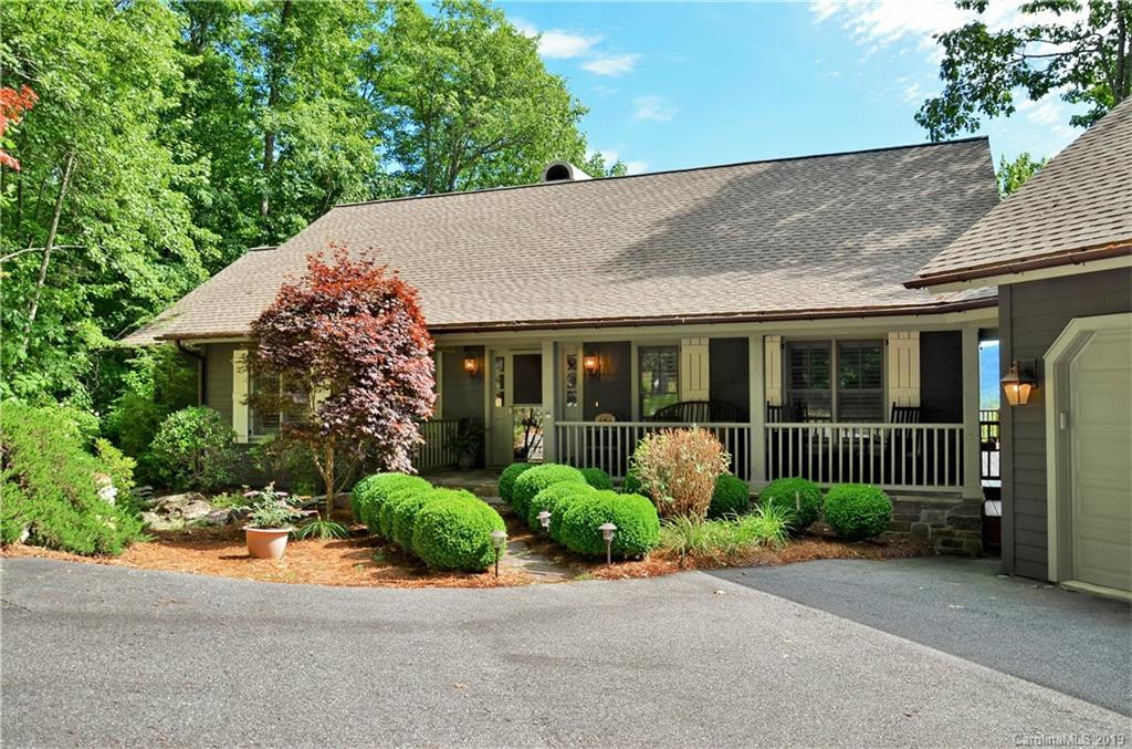688 Rochester Drive - Photo 3