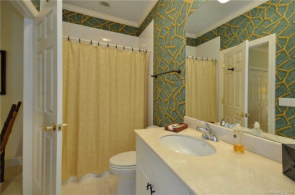 688 Rochester Drive - Photo 22