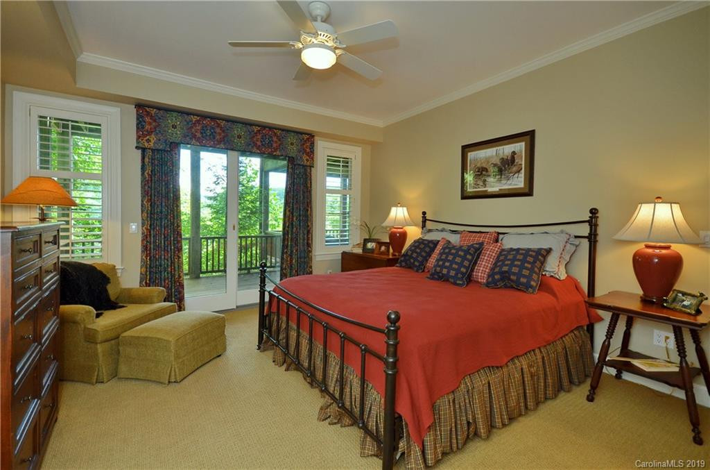 688 Rochester Drive - Photo 27
