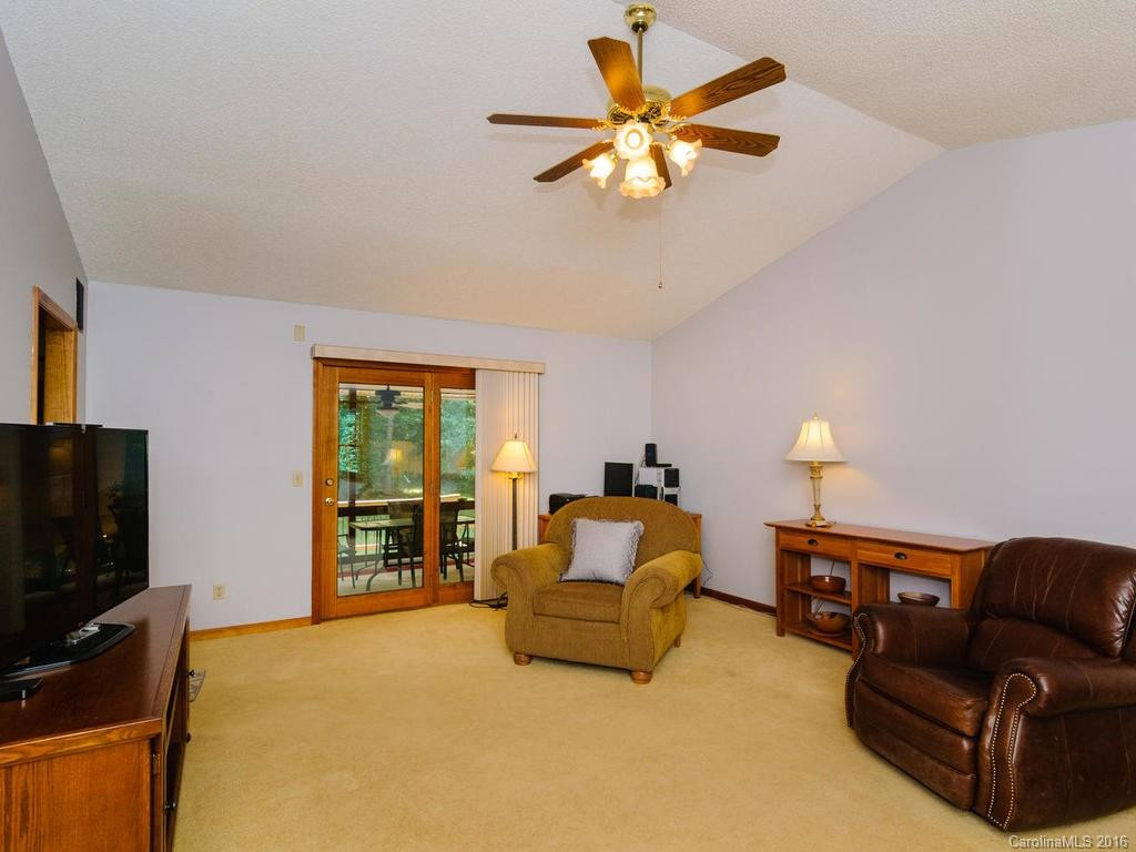 31 Old Patton Hill Road - Photo 3