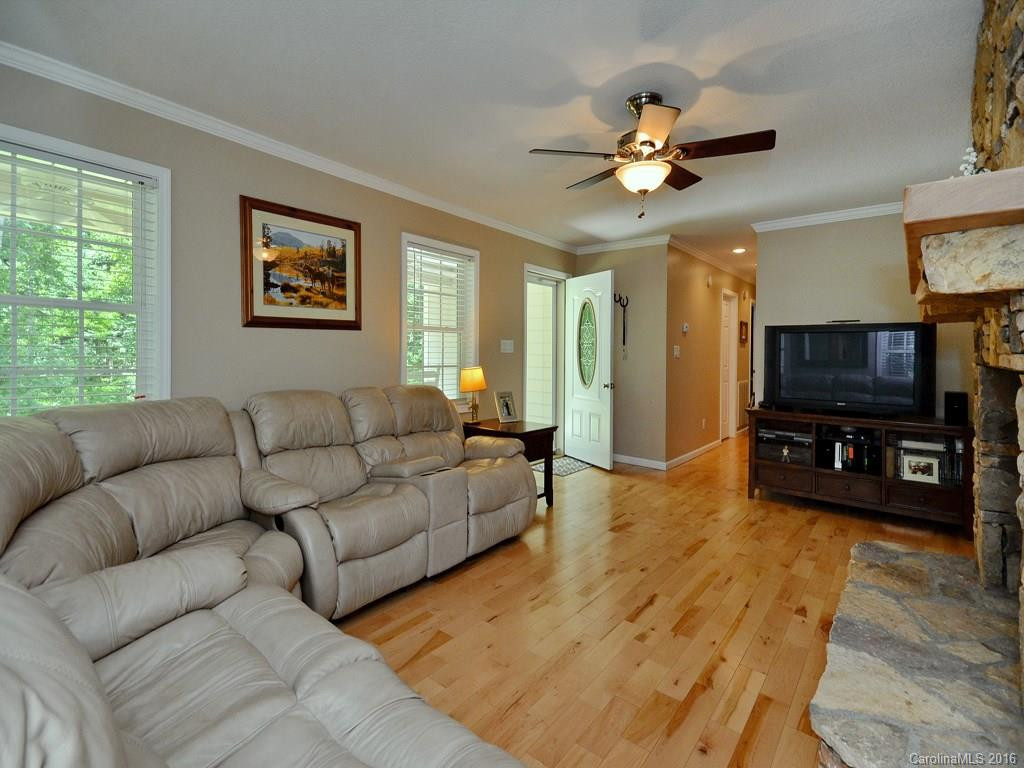 491 White Oak Flats Road - Photo 4