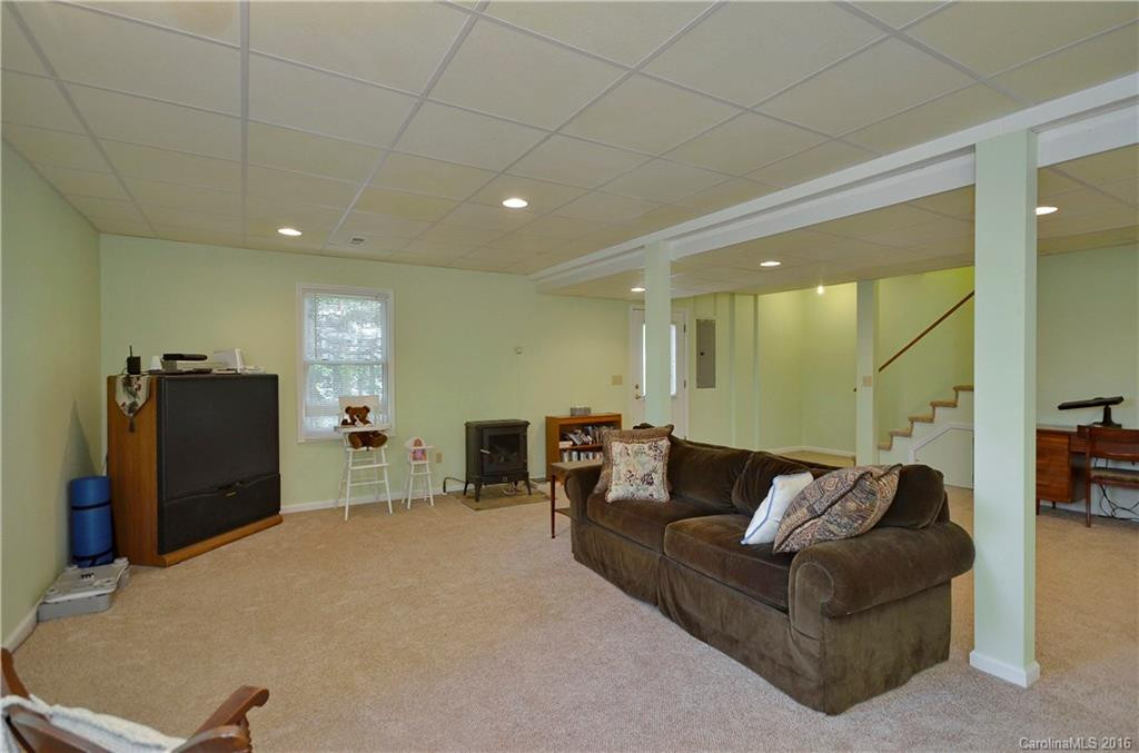 1860 Riverview Court #10 - Photo 15