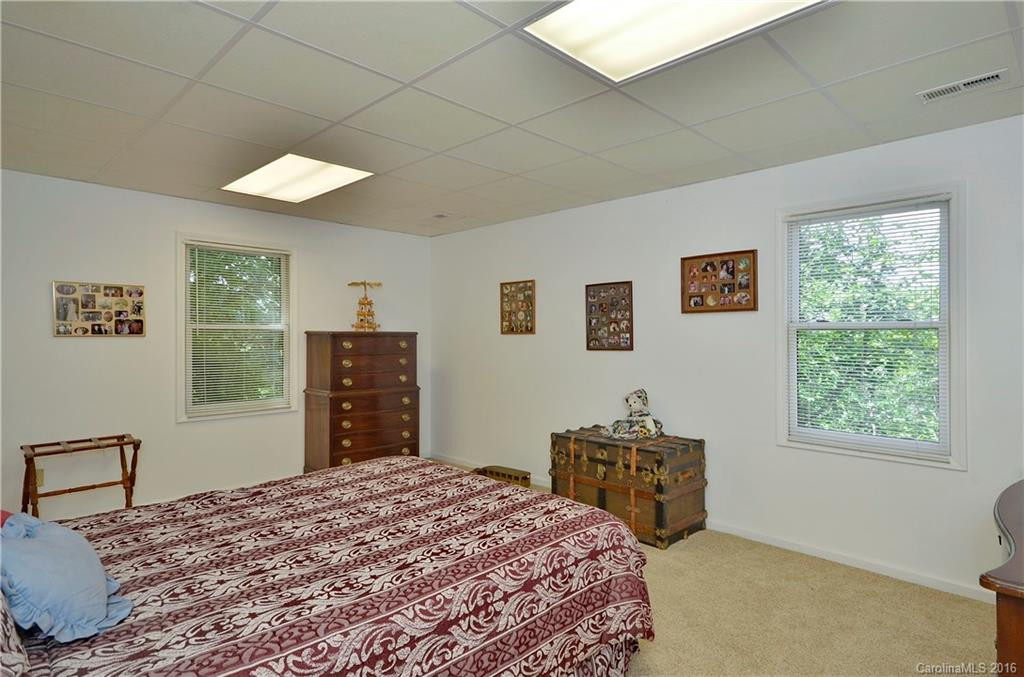 1860 Riverview Court #10 - Photo 17