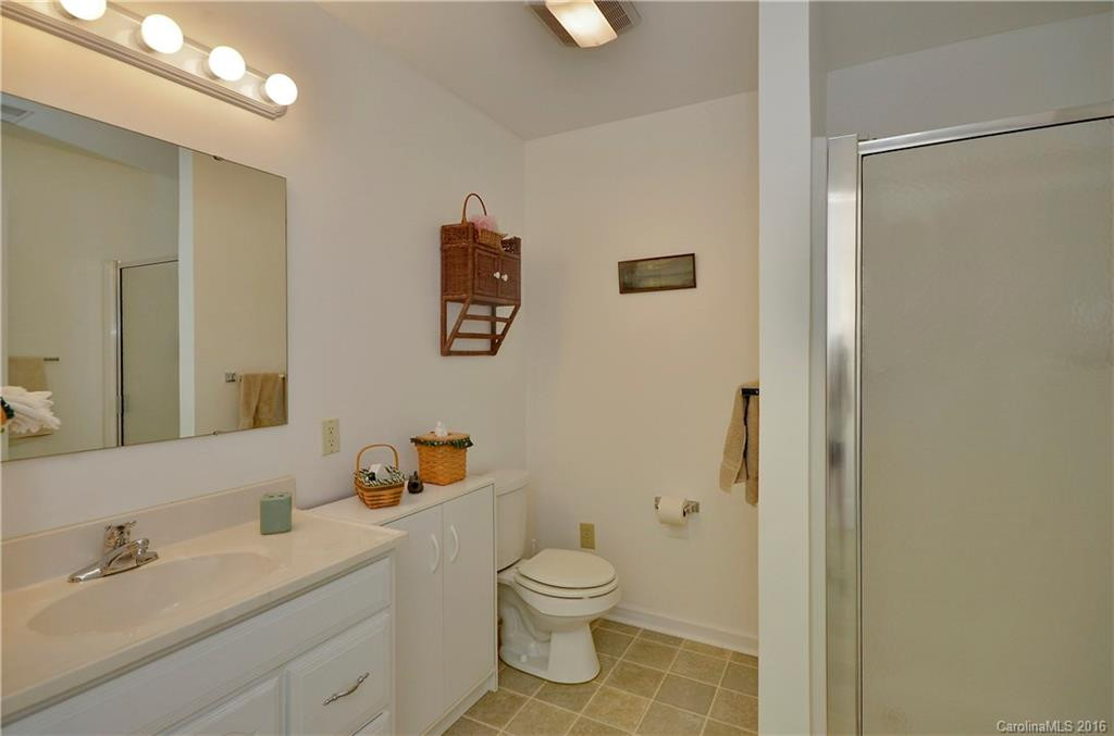 1860 Riverview Court #10 - Photo 18