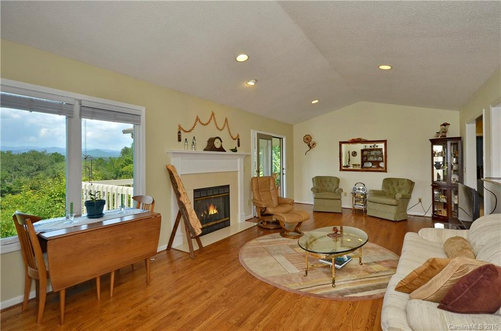 1860 Riverview Court #10 - Photo 3