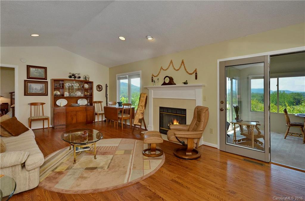 1860 Riverview Court #10 - Photo 4
