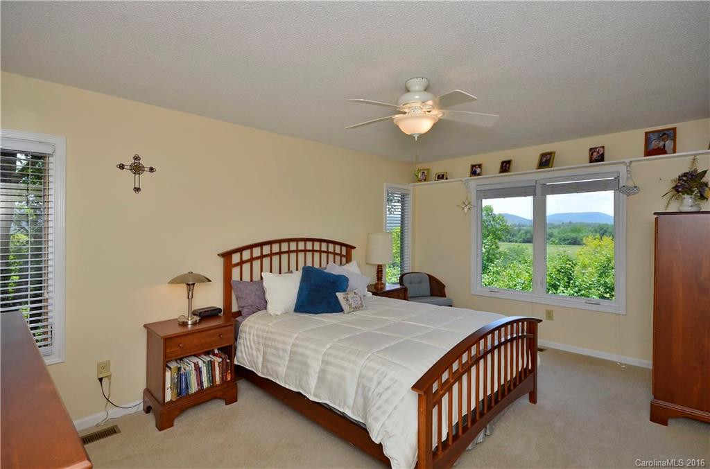1860 Riverview Court #10 - Photo 10