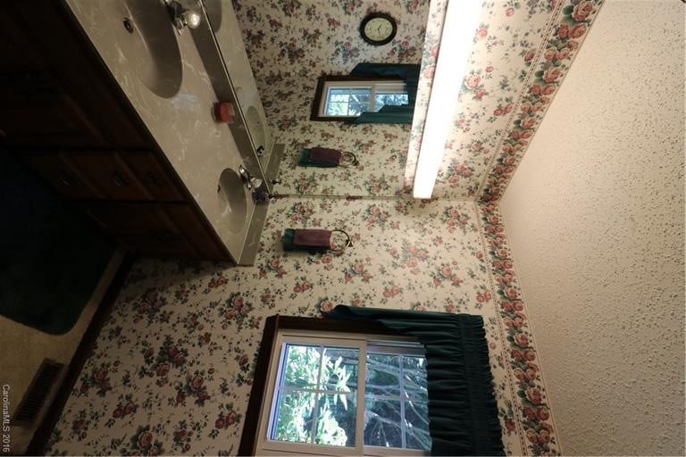 1002 High Vista Drive - Photo 10