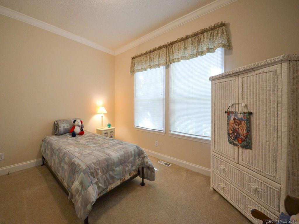 13 Eagle Drive - Photo 12