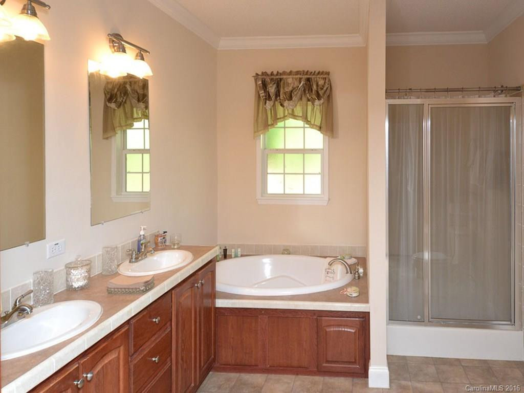 13 Eagle Drive - Photo 10