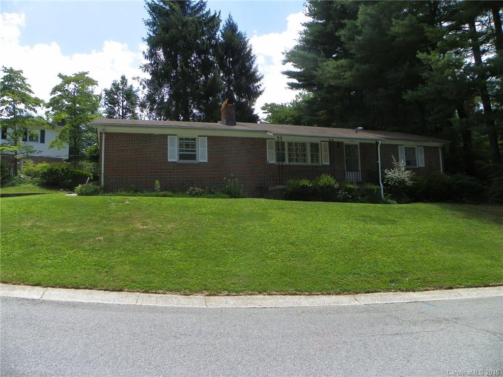 1207 Pinebrook Circle #32