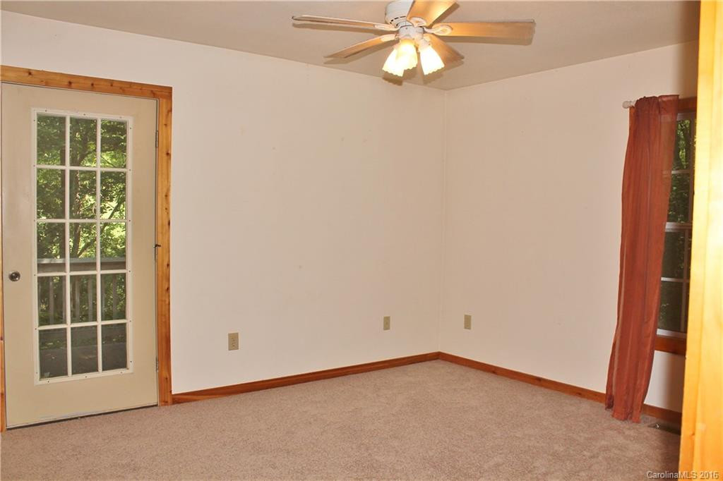 135 Mountaineer Road - Photo 12