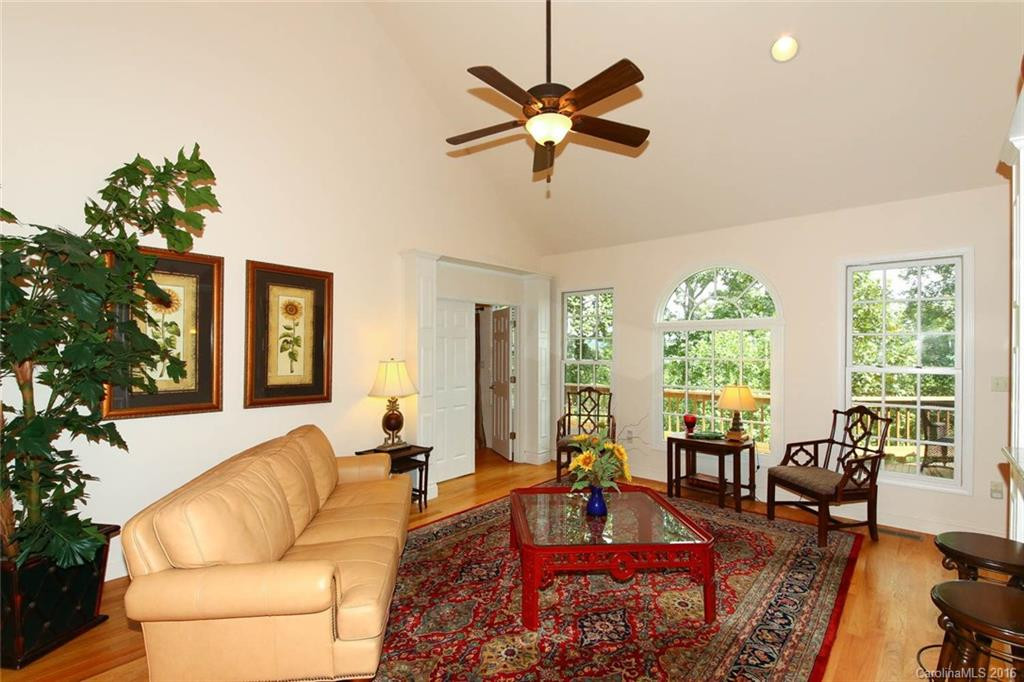 34 Tatham Road - Photo 3