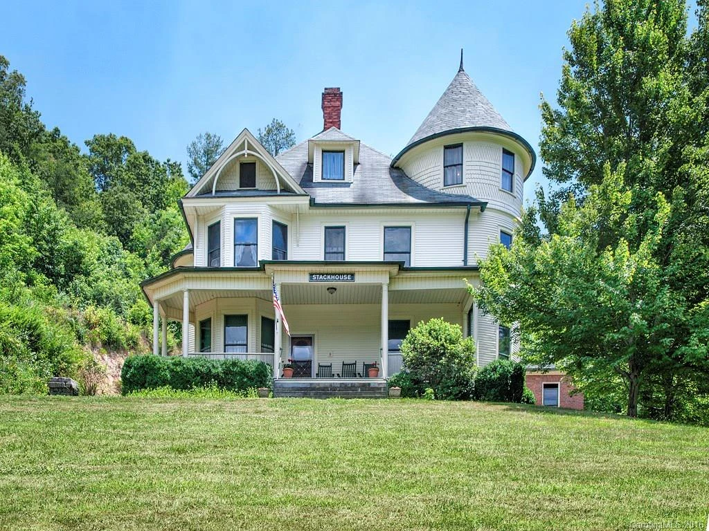 2412 Stackhouse Road