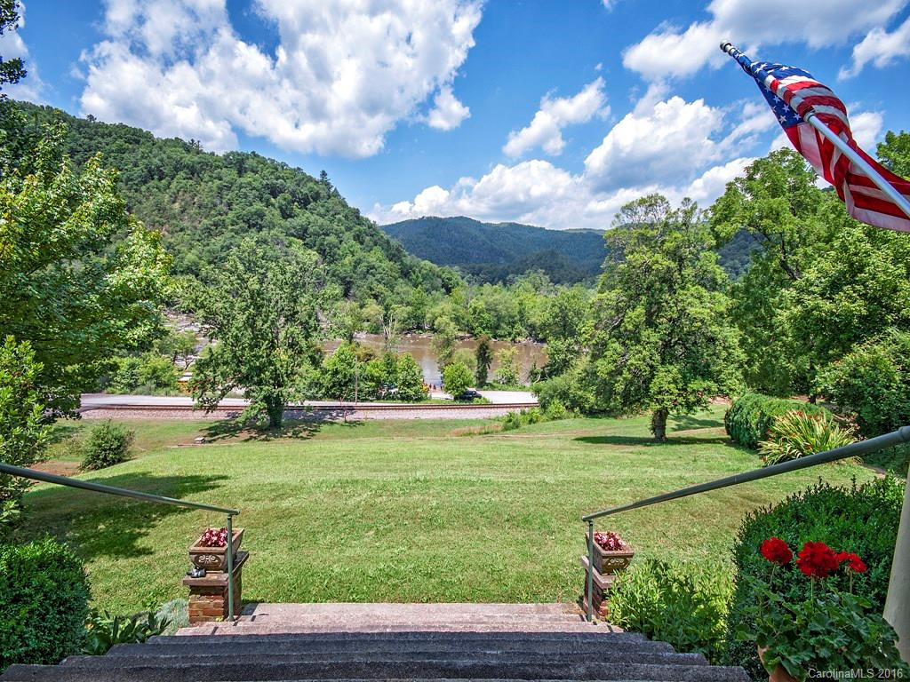 2412 Stackhouse Road - Photo 4