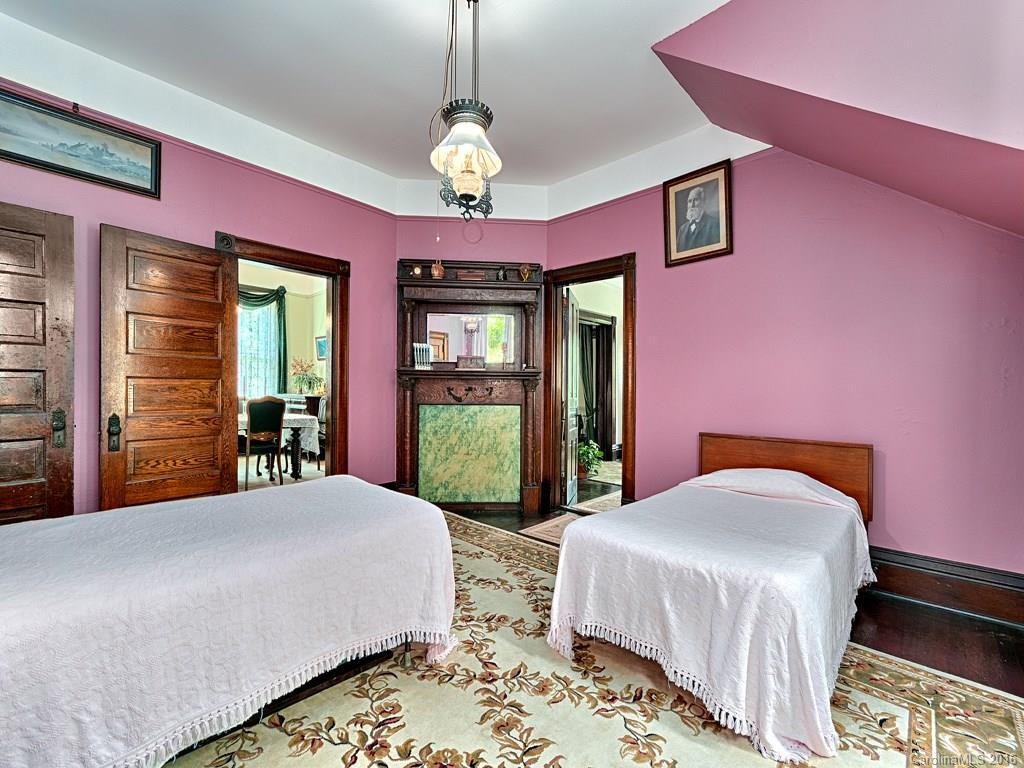 2412 Stackhouse Road - Photo 9