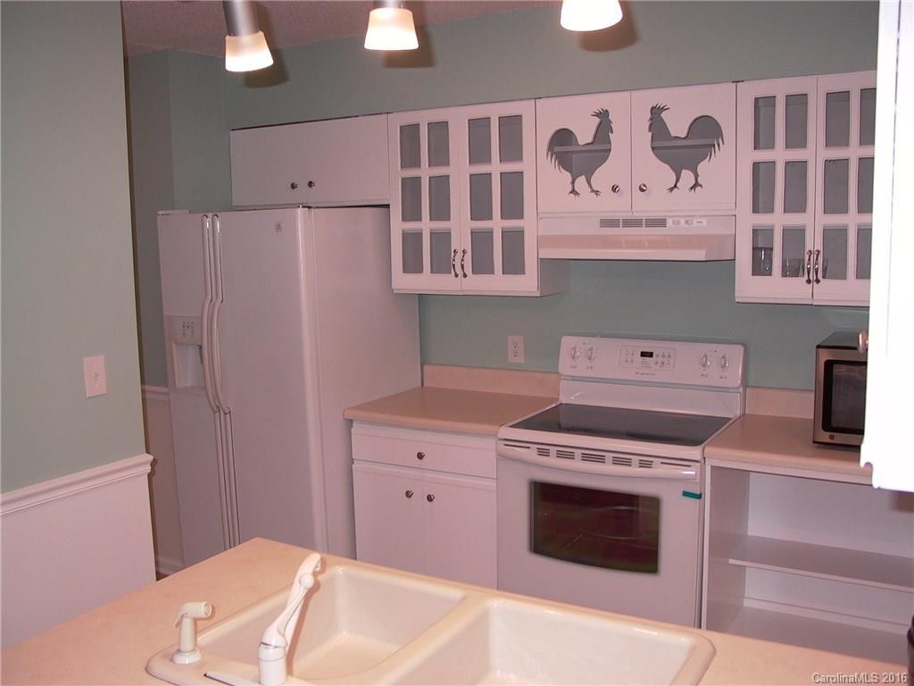101 Fox Run - Photo 11
