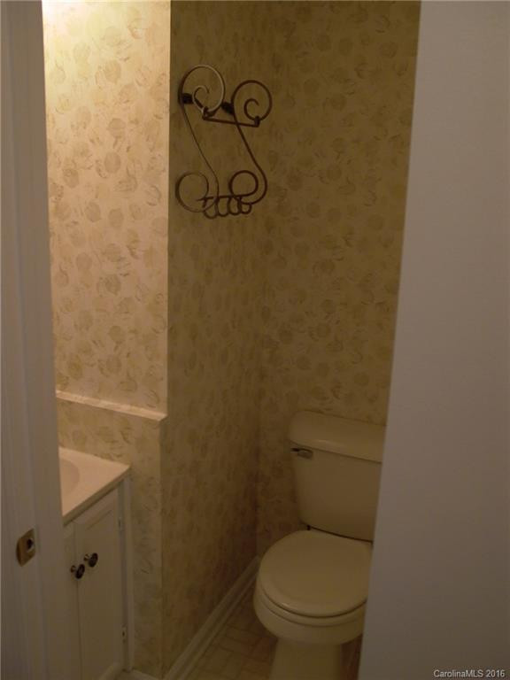 101 Fox Run - Photo 13