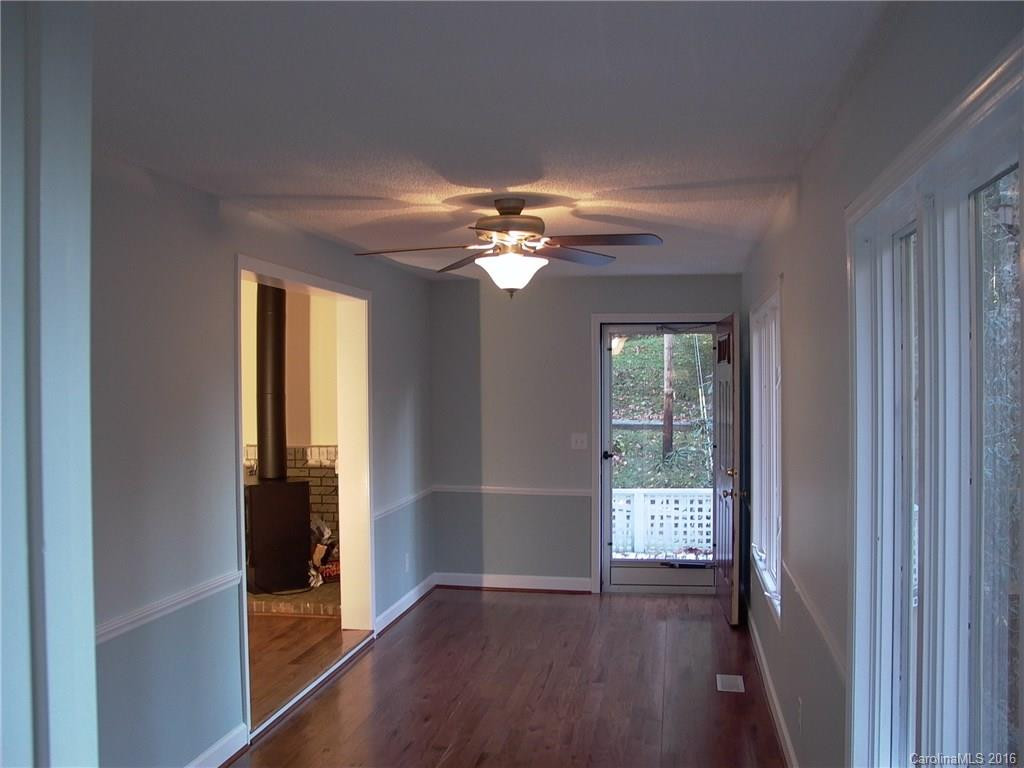 101 Fox Run - Photo 15
