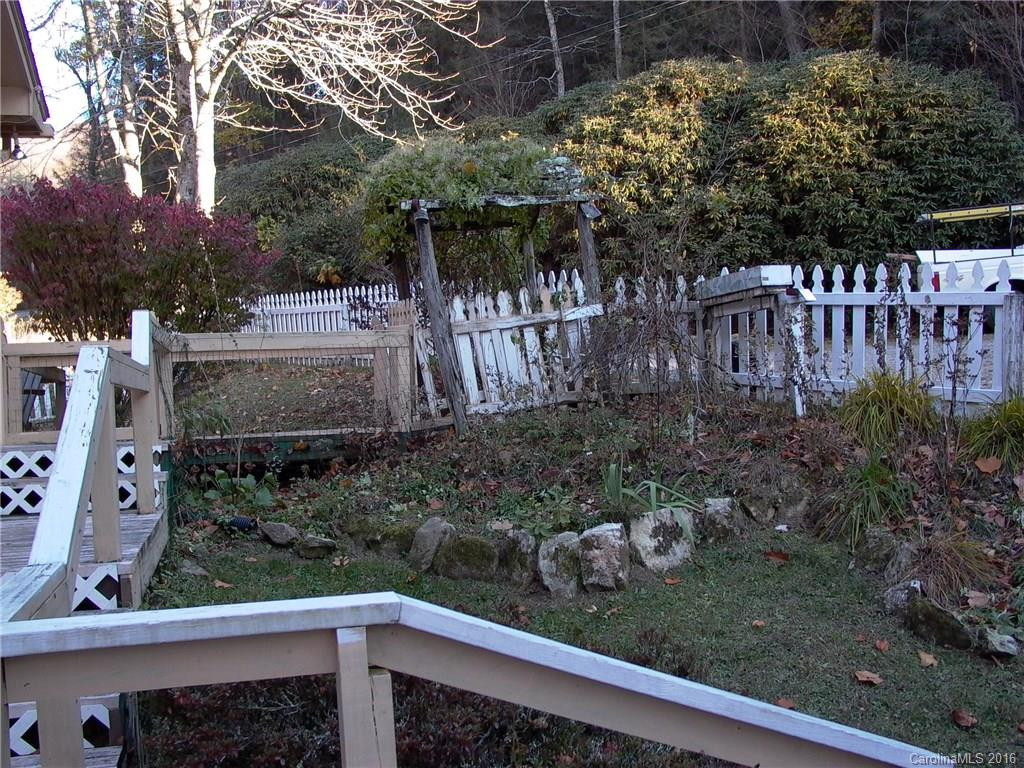 101 Fox Run - Photo 17