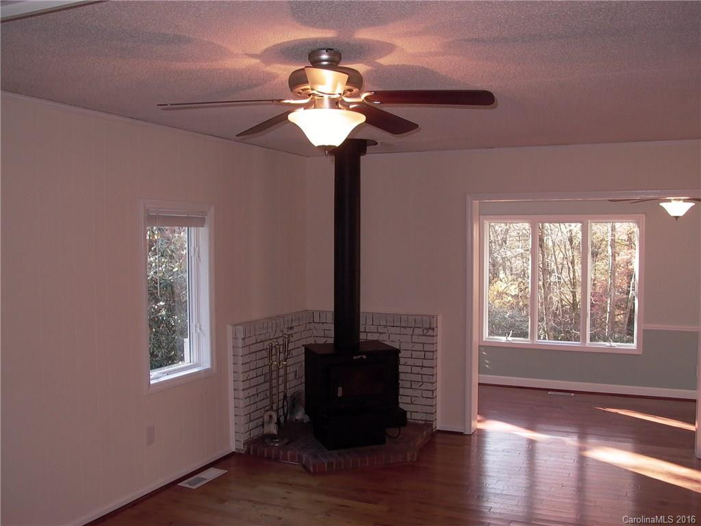 101 Fox Run - Photo 4