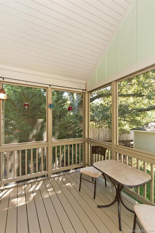 2 Oak Springs Drive - Photo 20