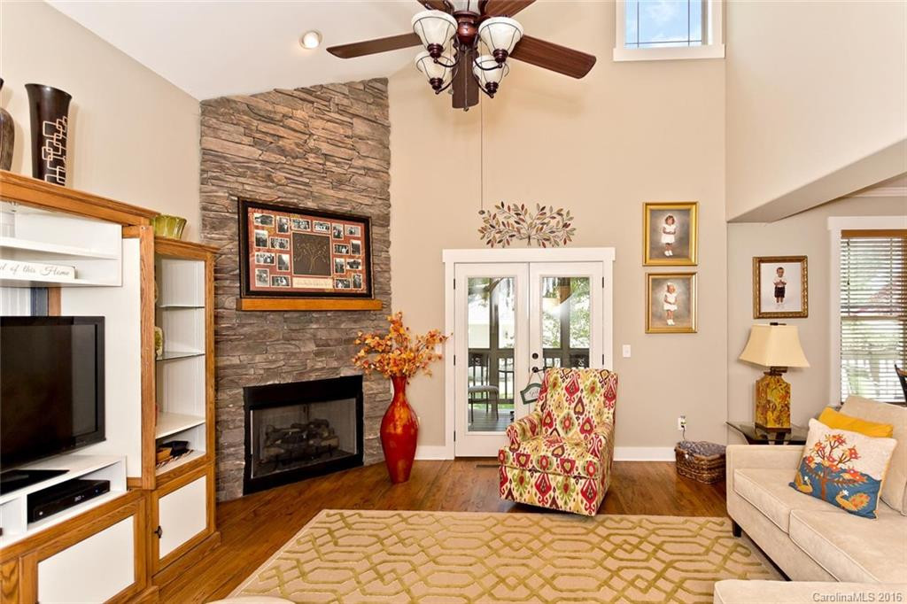 2 Oak Springs Drive - Photo 4