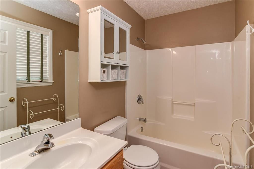 6 Fernwood Avenue - Photo 7