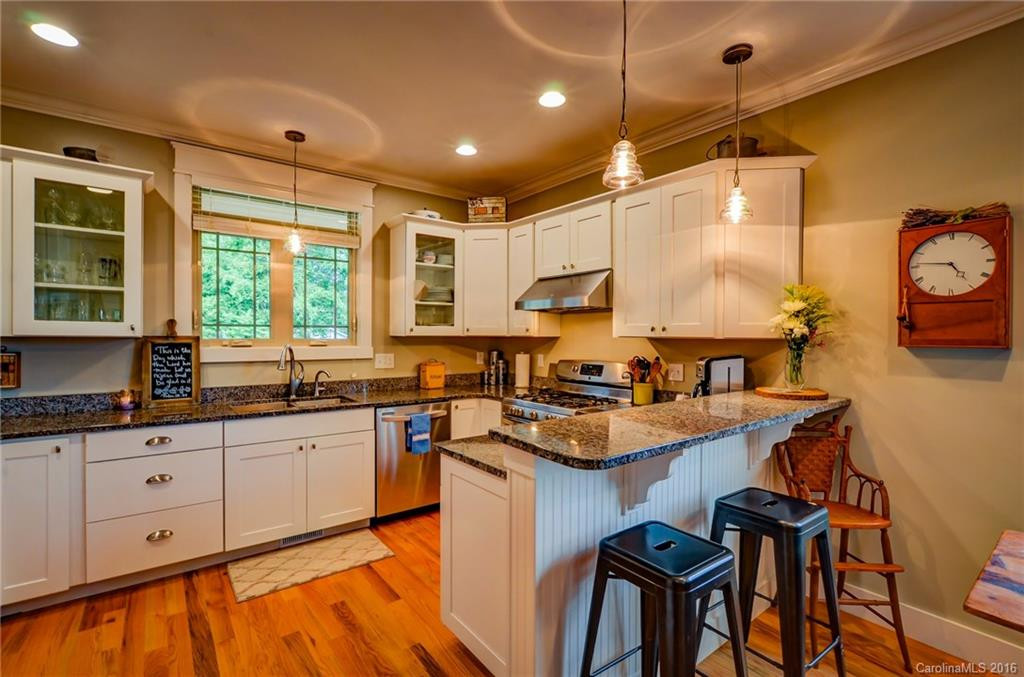 93 Mcclain Street - Photo 12