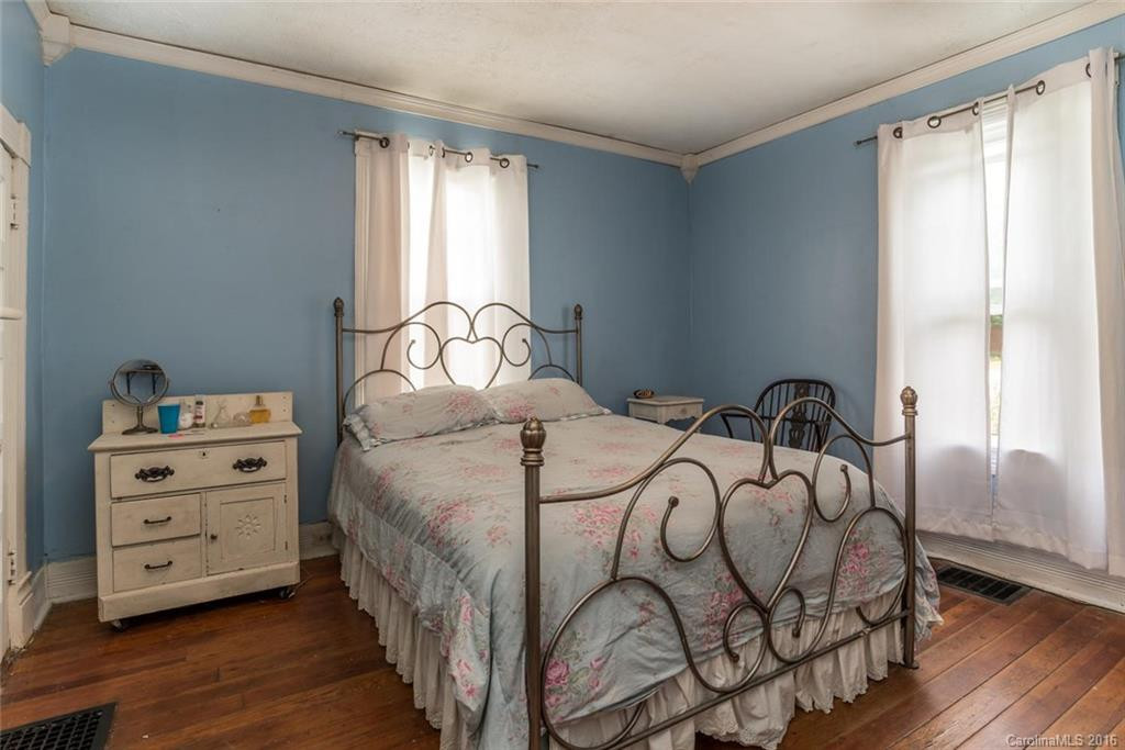 178 Chestnut Street - Photo 11