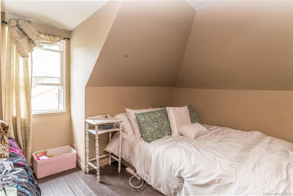 178 Chestnut Street - Photo 12