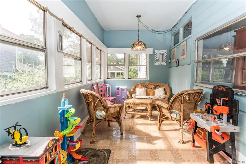 178 Chestnut Street - Photo 8