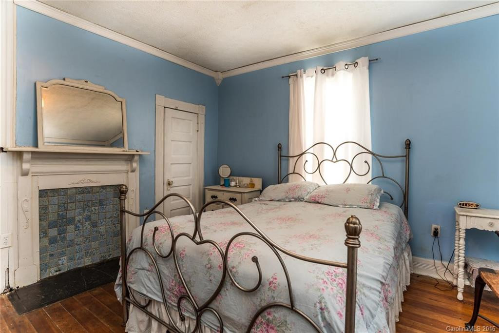 178 Chestnut Street - Photo 10